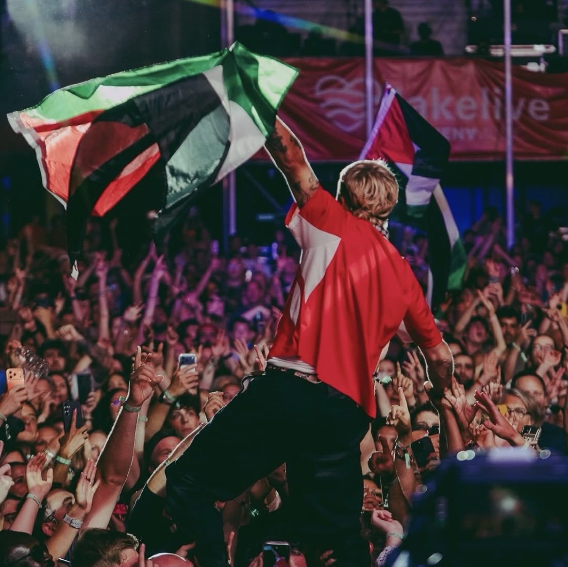 Filistin davasındaki onurlu duruşunu 1 milyon dolarlık restle taçlandırdı: Macklemore,  Sheeran ve Krafta meydan okudu!