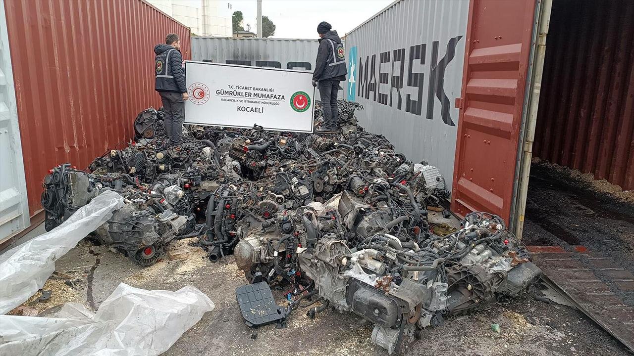 Gümrüklerde 8 ayda 81,9 milyar TL’lik kaçak eşya ve uyuşturucu yakalandı