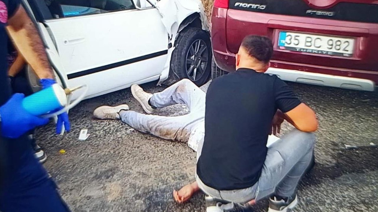 İzmir'de hatalı manevra kazaya neden oldu: 1'i ağır 8 yaralı