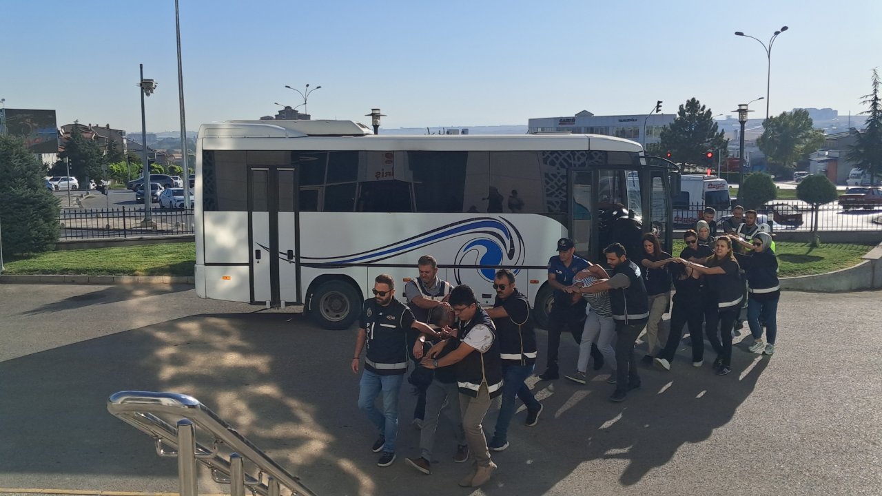 Sokaklar Güvende soruşturmasında 21 tutuklama