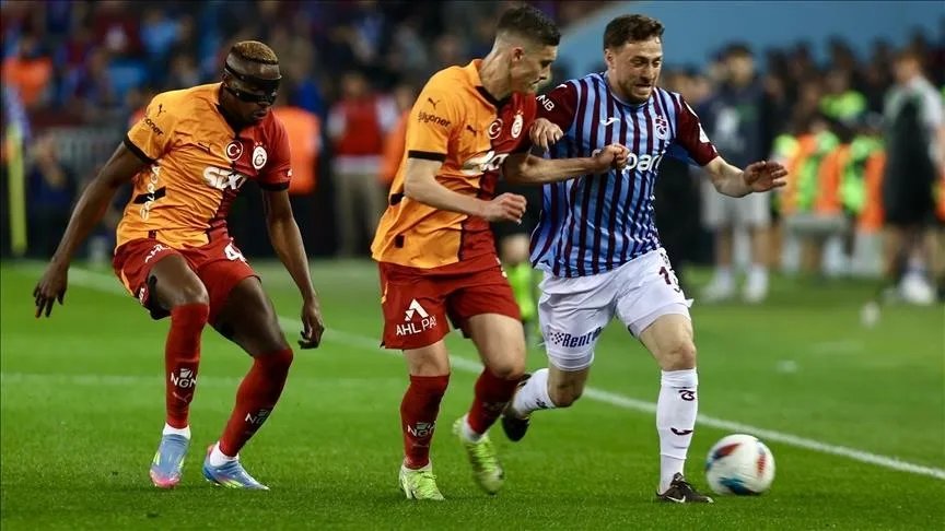 Trabzonspor-Galatasaray muhtemel ilk 11! Osimhen Trabzon maçında oynayacak mı?