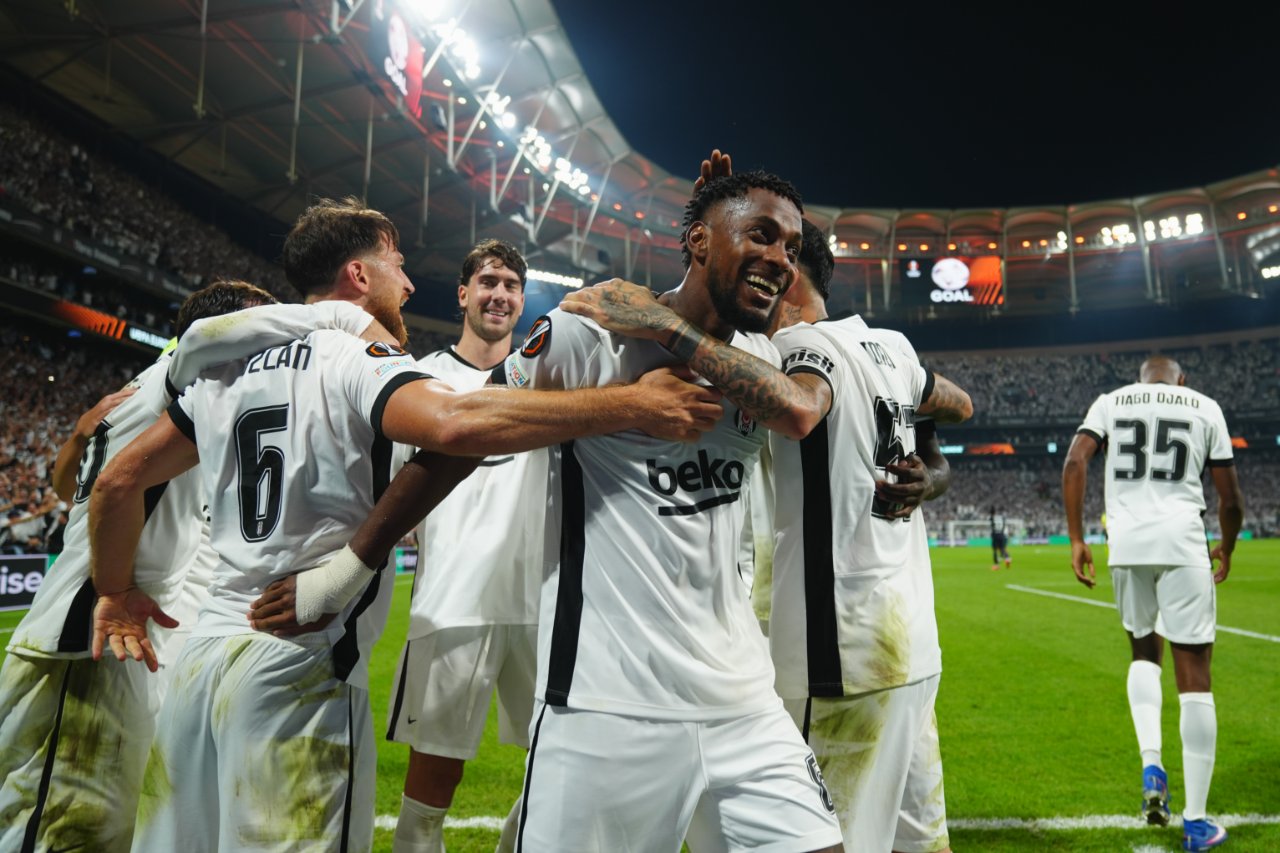 Beşiktaş, UEFA Avrupa Ligi'ne 4-1'lik farklı galibiyetle başladı.