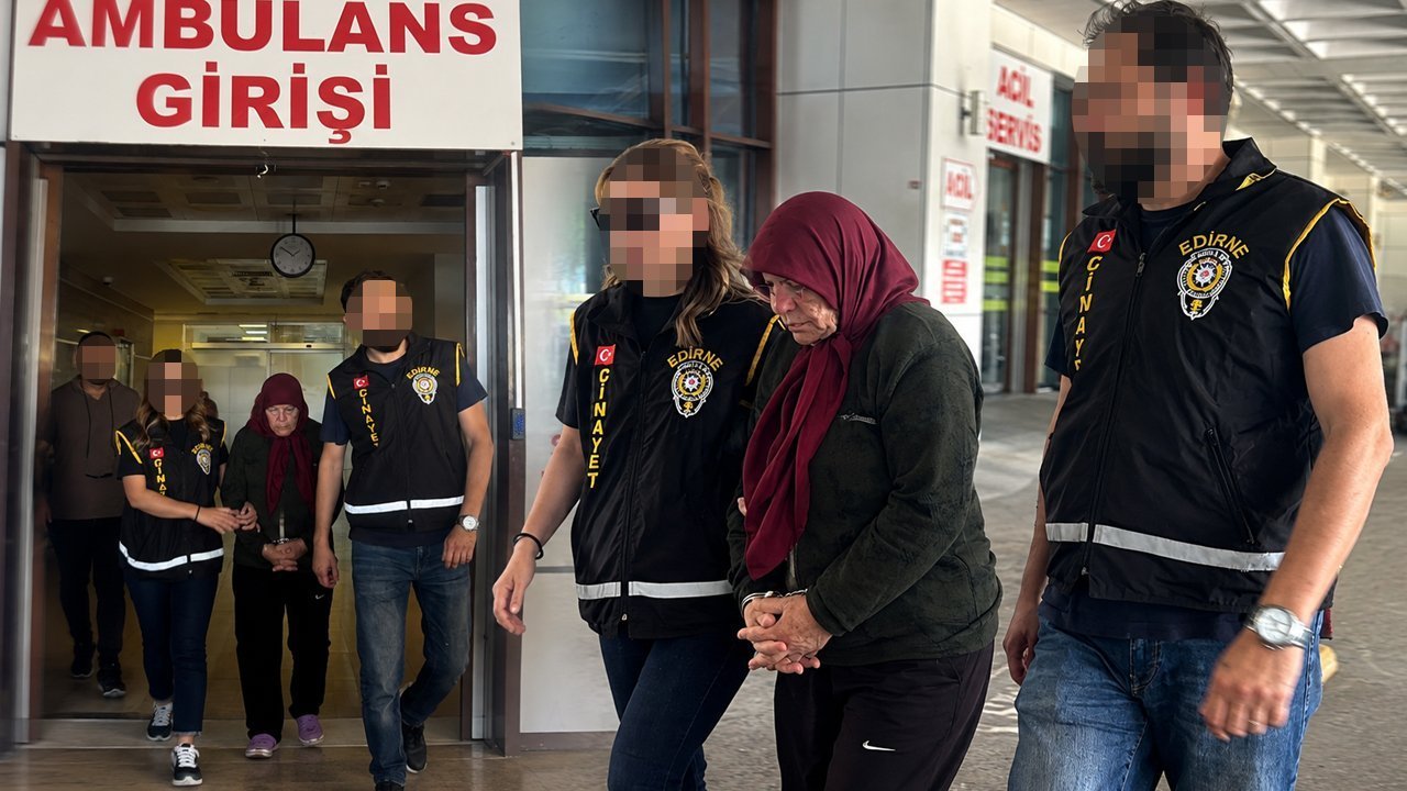 BİRİ 86, DİĞERİ 66 YAŞINDA!