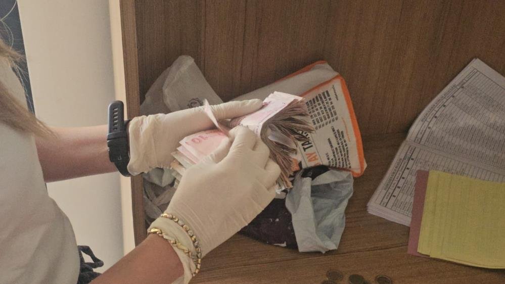 Elazığda dilenci operasyonu: Cuma çıkışı 1 saatte 600 lira topladılar