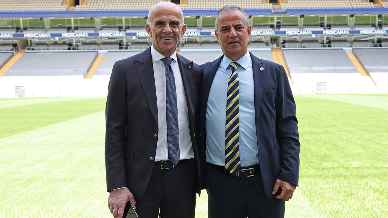 Fenerbahçe'de ayrılık yakın: Kulüp efsanesinin yerine sürpriz isim