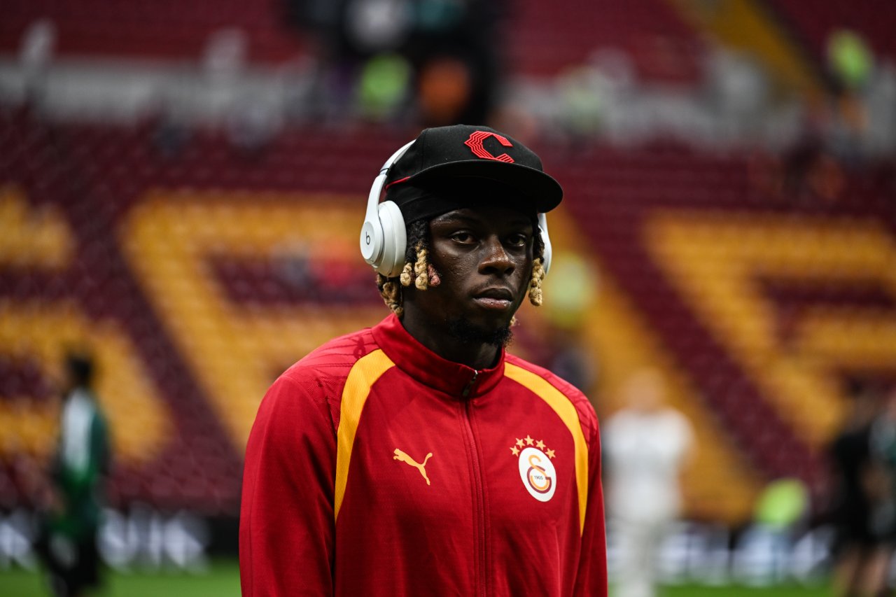 Lesley Ugochukwu'nun 20 maçta görev yapması halinde 22,5 milyon sterlinlik satın alma opsiyonu devreye girecek.