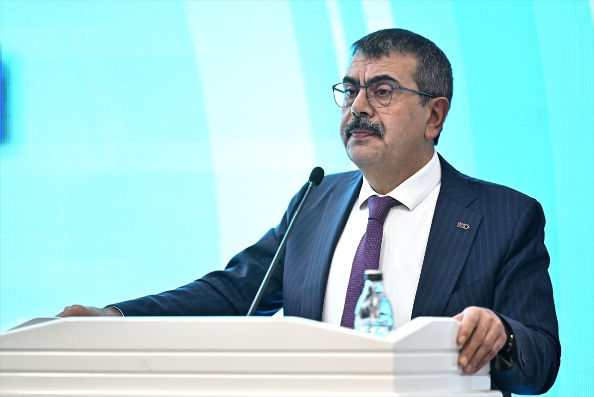 Bakan Tekinden ara tatil açıklaması
