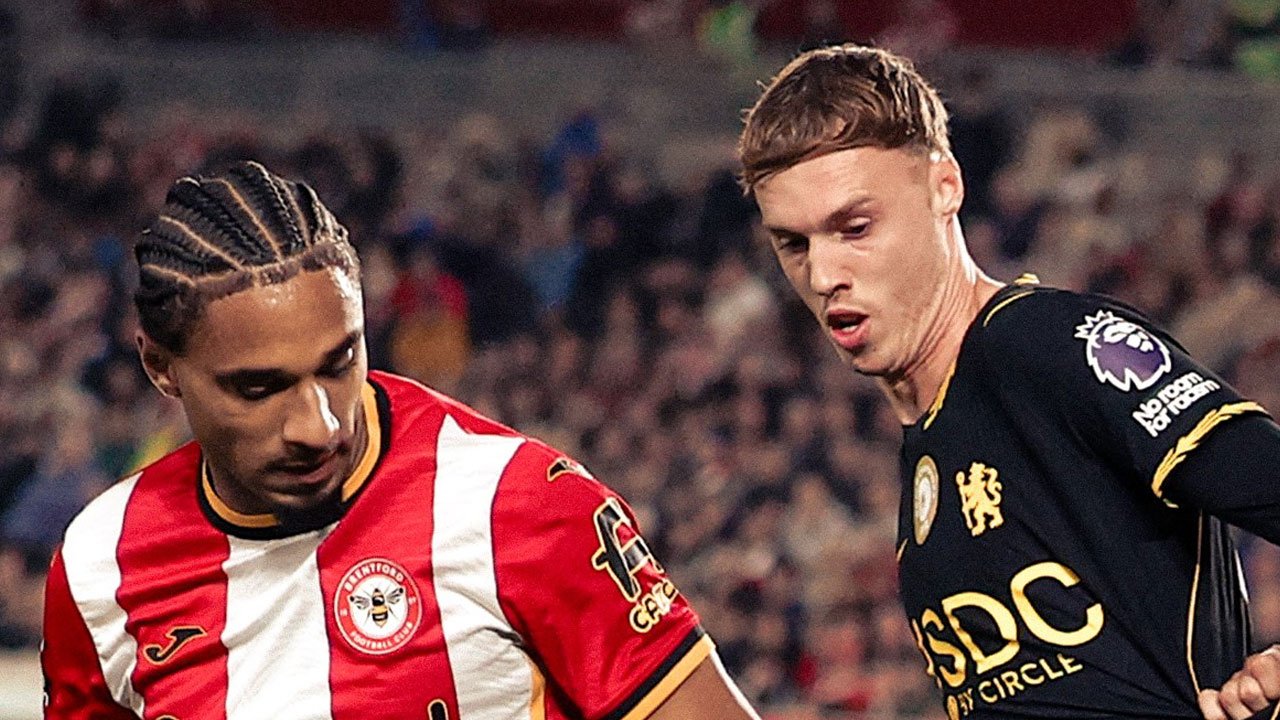 Brentford, Londra derbisinde Chelsea'yi dağıttı