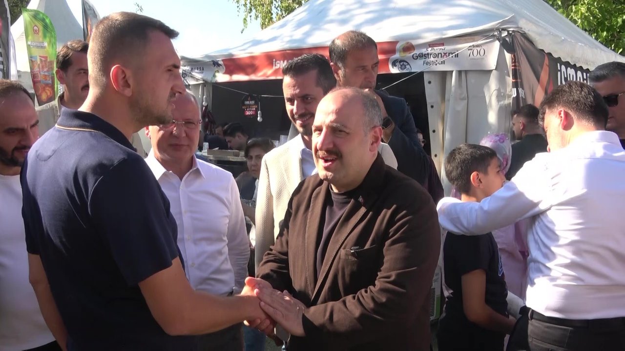 Mustafa Varanktan Özgür Özele börekli gönderme: Ona nasip olmadı