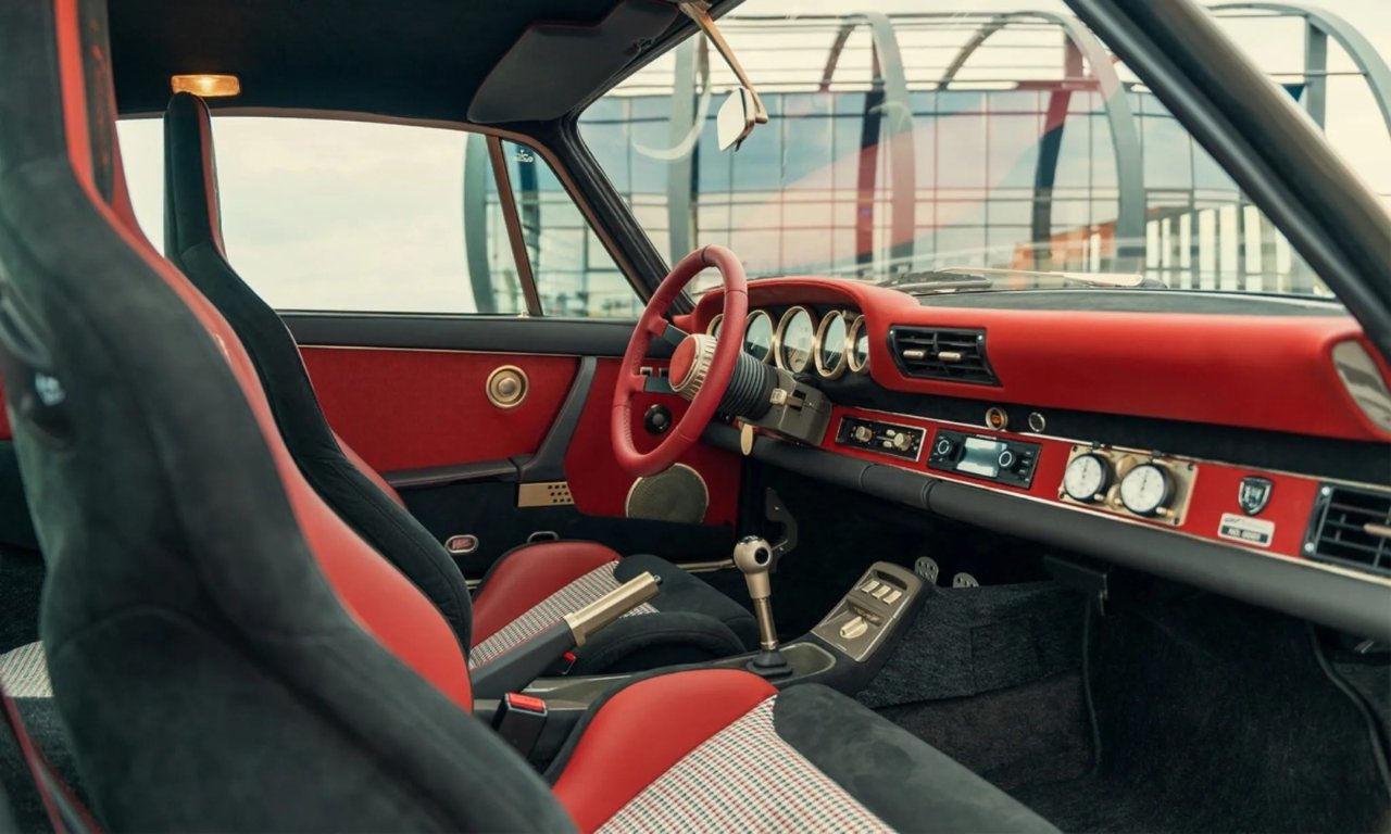 Porsche 911 GTclassic: 964 kasaya 375 HP’lik modern dokunuş