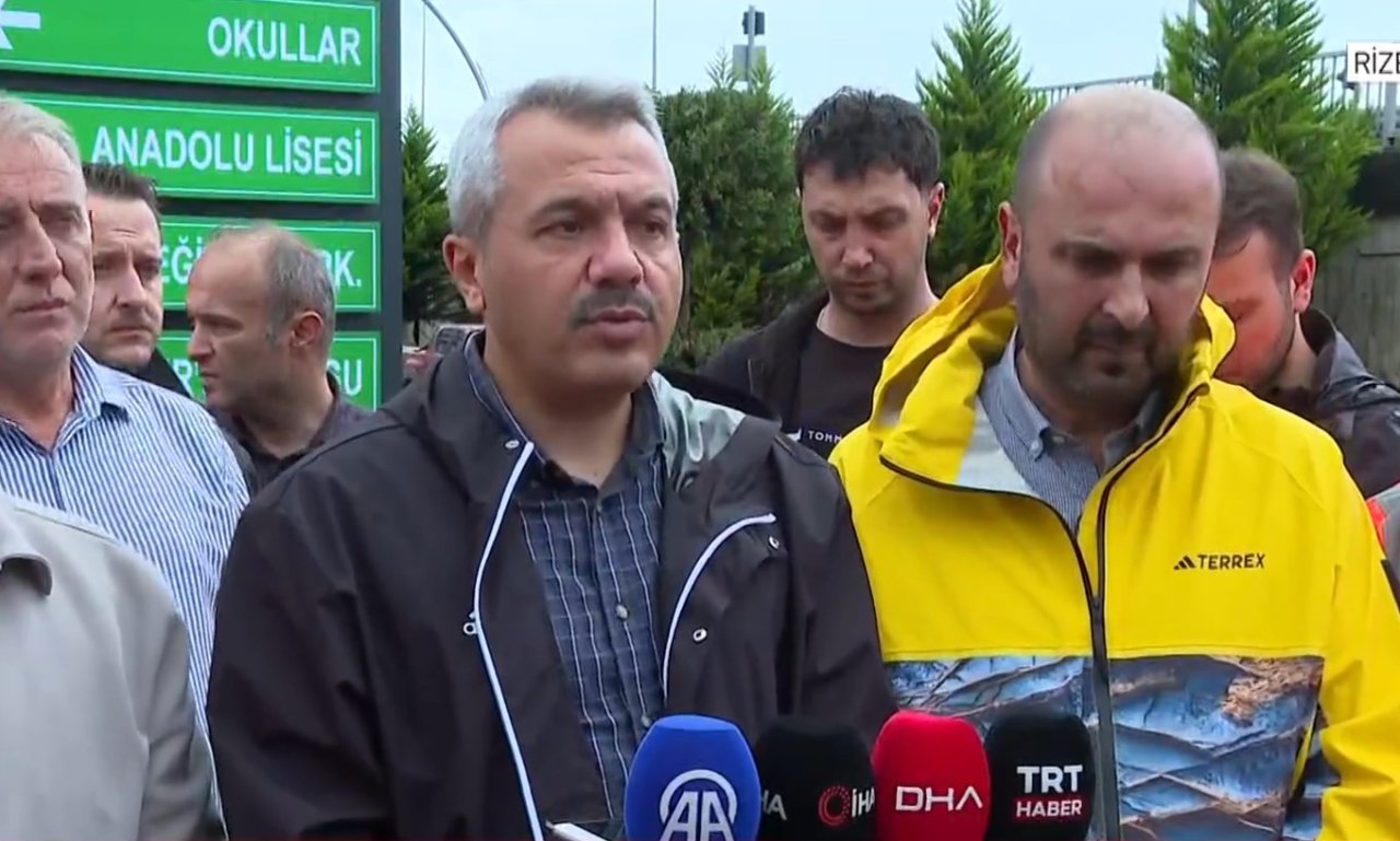 Rizede yollar çamur gölüne döndü! Vali son durumu paylaştı: Metrekareye 190 kiloya yakın yağış düştü