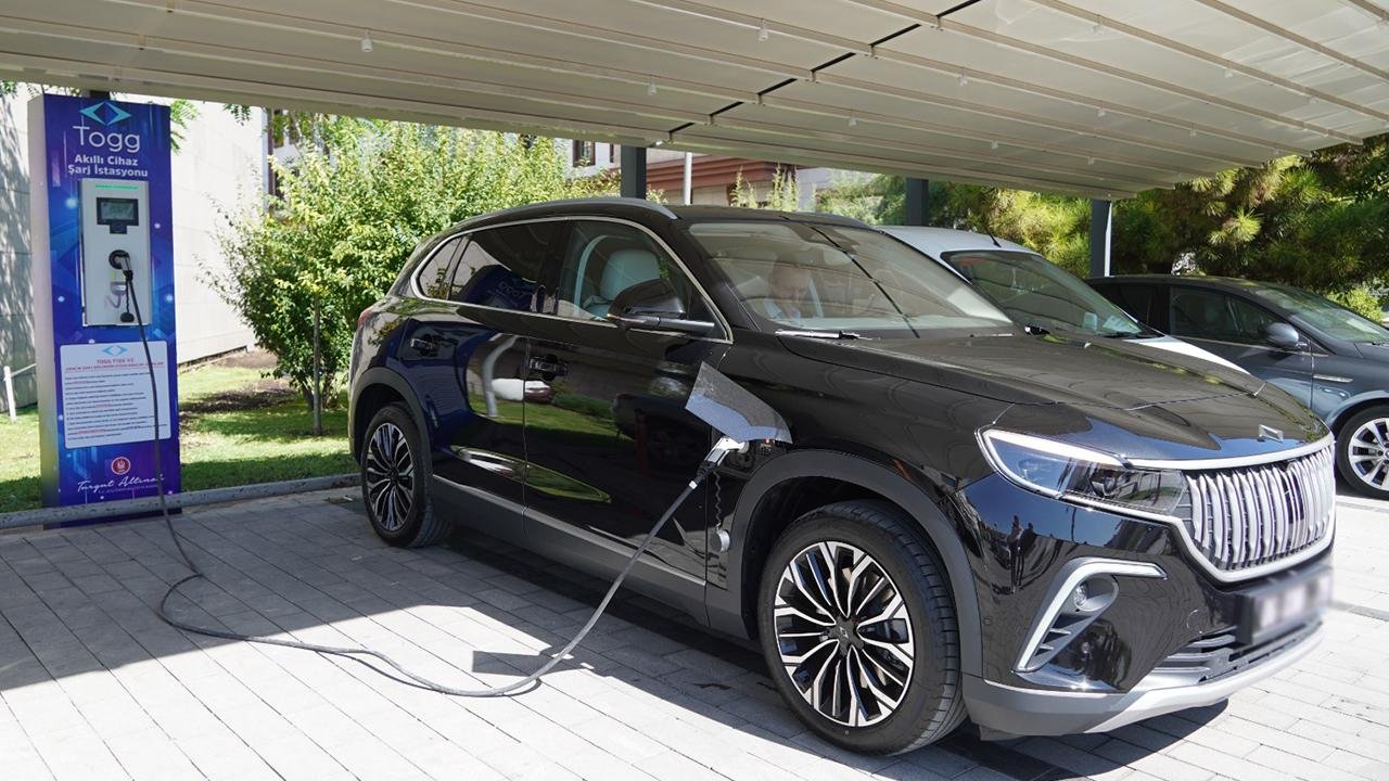 Türkiye’de elektrikli araç şarj tüketimi ağustosta 97 bin MWh’yi aştı