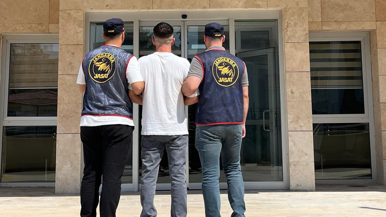 17 yıl hapis cezası vardı! Firari hükümlü yakayı ele verdi