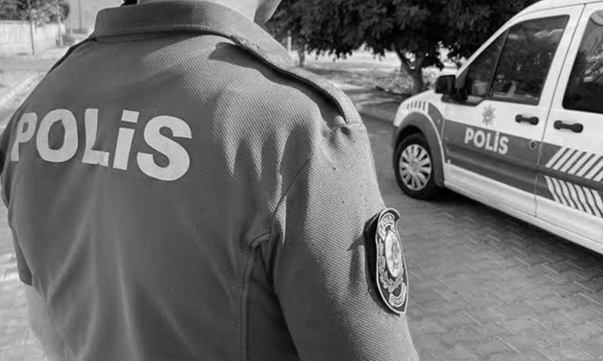 Başörtülü kadınları ve bebekleri hedef almıştı: 15 yaşındaki siber zorba evinde yakalandı! 