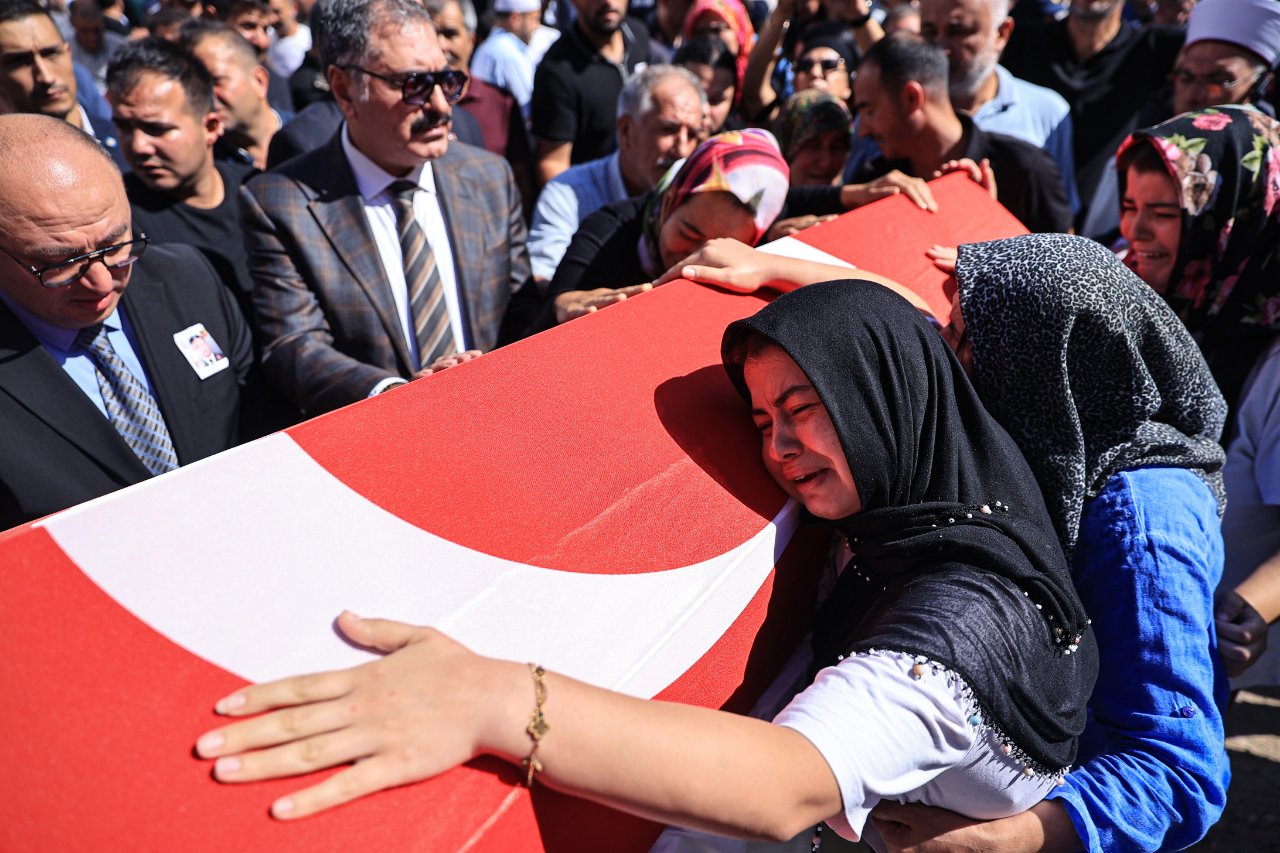 Fedakârlıklarıyla hatırlanacaklar! KKTC'deki feribot kazasında son anlarında bile ailelerini düşündüler