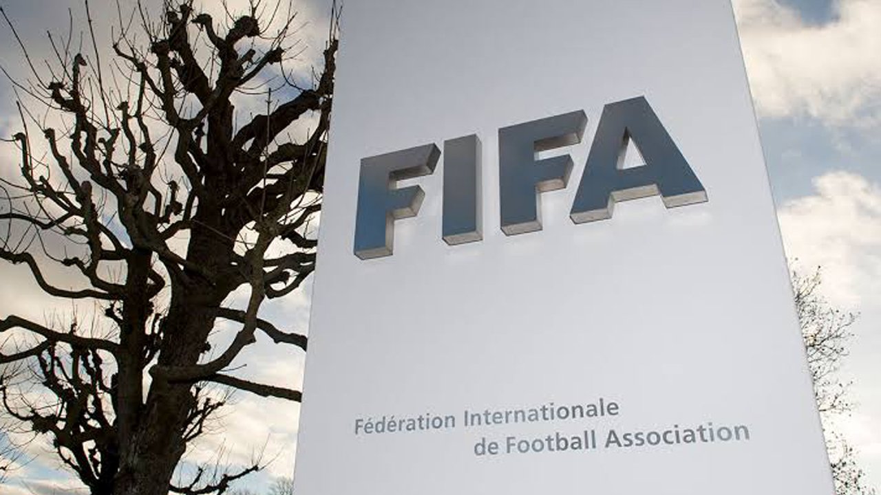 FIFA'dan büyük ceza: Türk kulübü sezona -24 puanla başlayacak