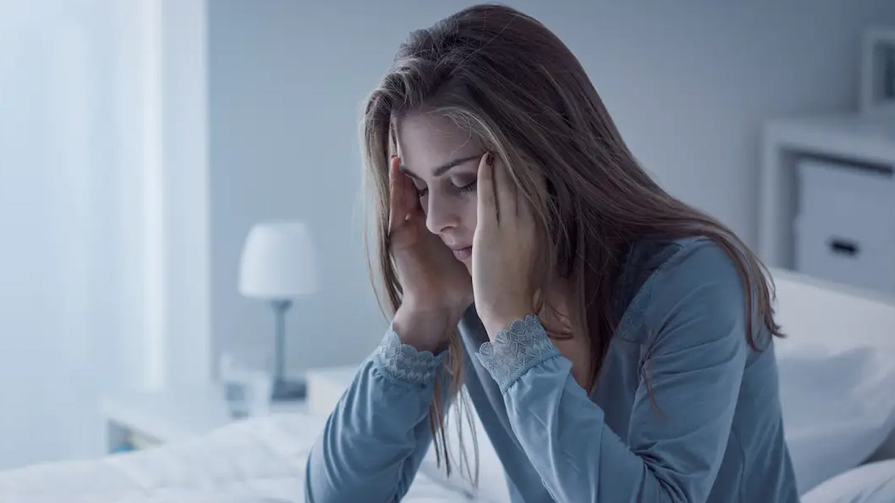 Gece zihniniz neden susmuyor? Asıl neden düşündüğünüzden farklı 