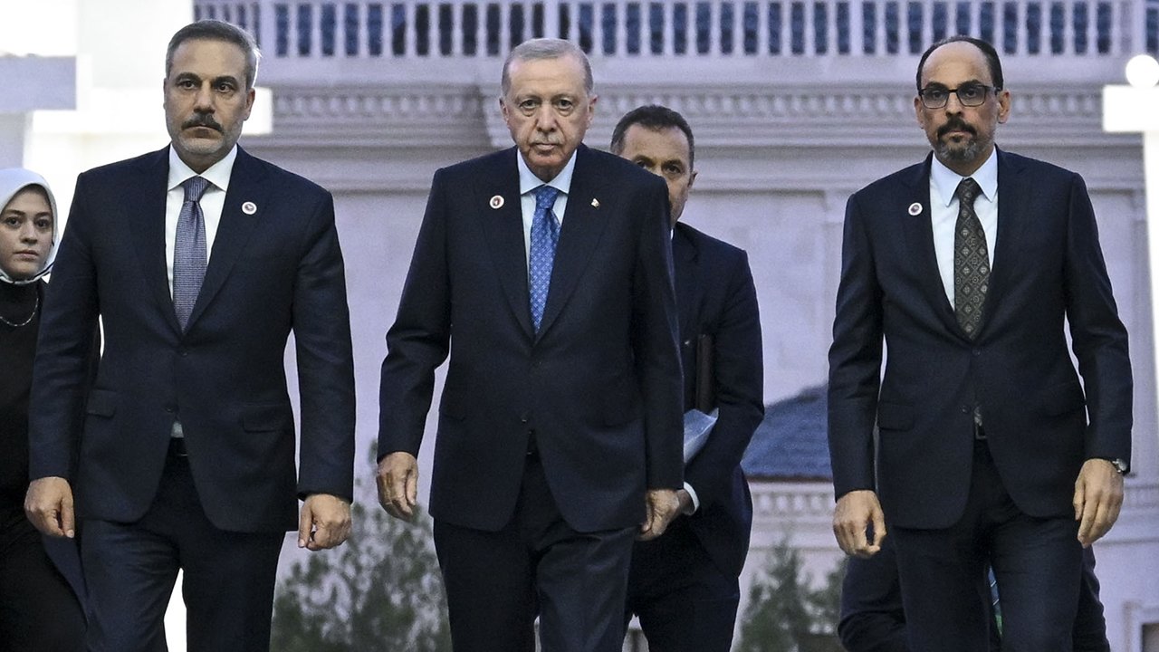 Kırgızistan'da görüntülendi! İbrahim Kalın'ın yeni imajı dikkat çekti