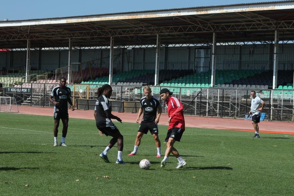 Kocaelispor, Samsunspor maçı hazırlıklarını sürdürüyor.