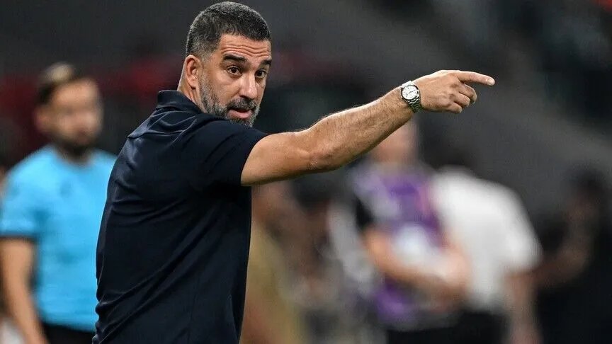 Arda Turan yönetimindeki Shakhtar Donetsk'in Şampiyonlar Ligi'ndeki rakipleri arasında Fenerbahçe de var.