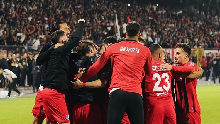 Vanspor FK-Batman Petrolspor maçı hangi kanalda, saat kaçta? Şifresiz canlı yayın bilgileri