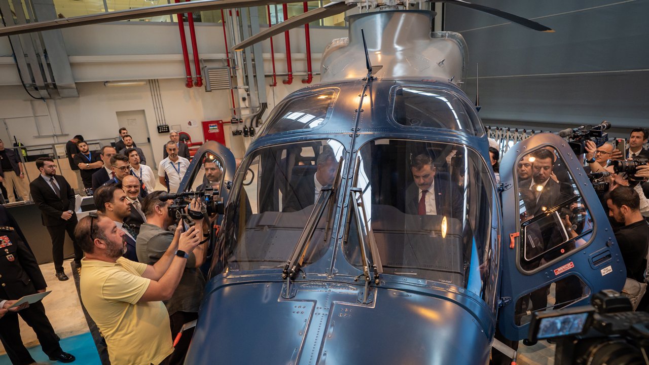 Yerli ve milli GÖKBEY helikopteri, Emniyet Genel Müdürlüğü envanterine katıldı