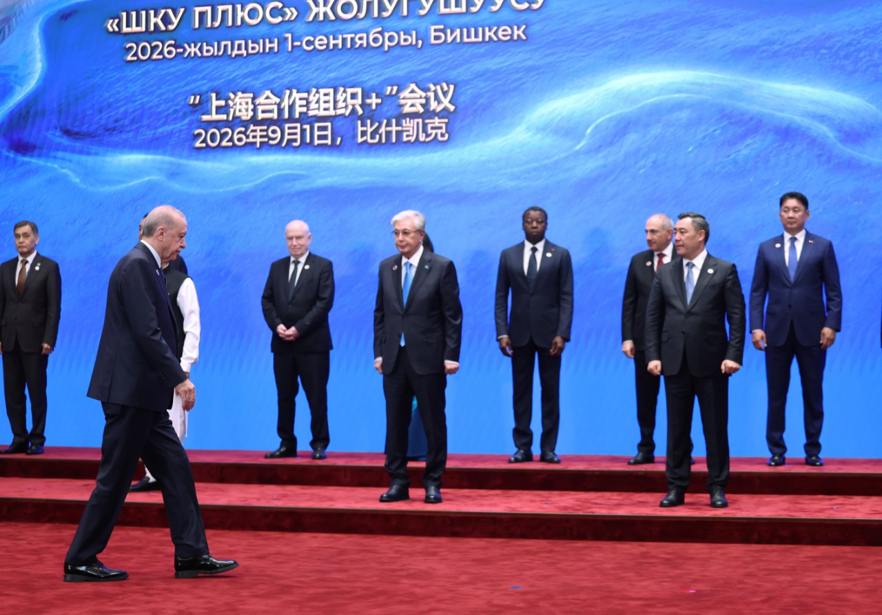 YPG'nin feshi, DEM Parti'ye mesaj, Putin'le görüşme, Yunanistan'a sert sözler... Erdoğan'dan Kırgızistan dönüşü önemli mesajlar