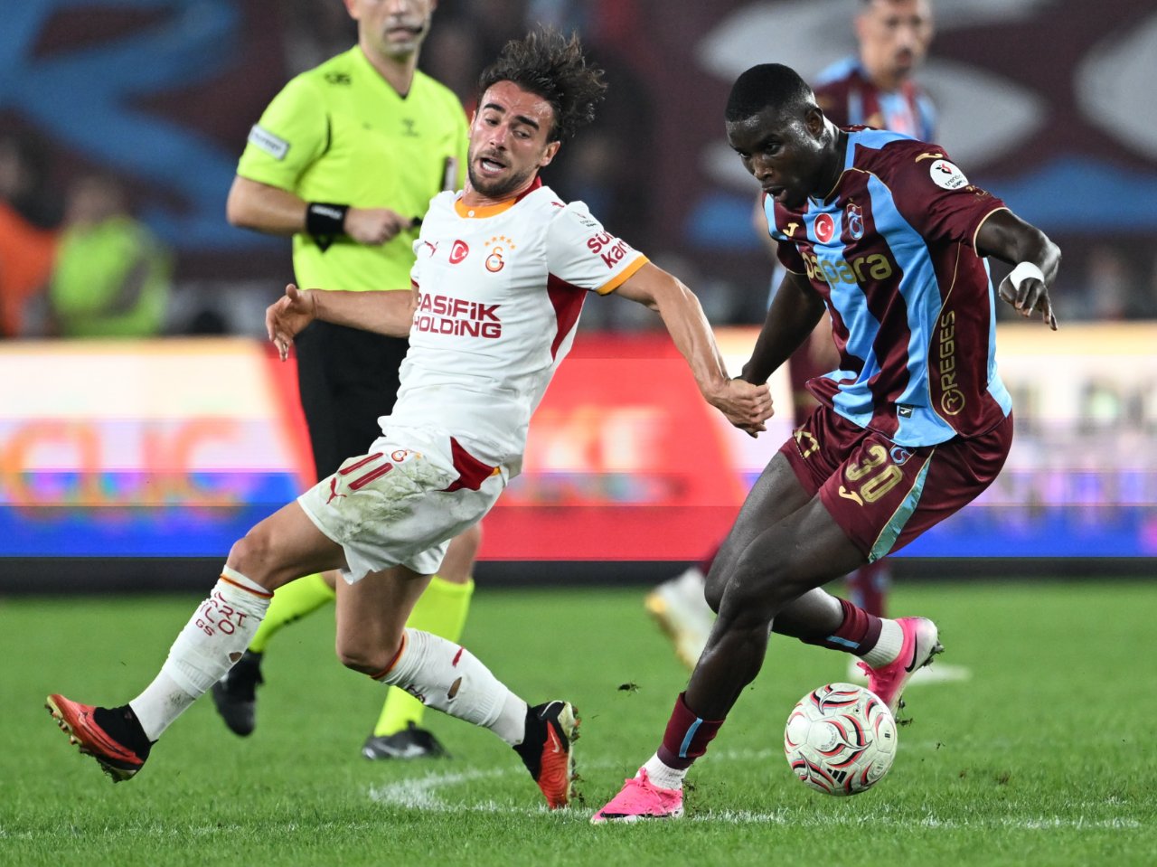 Galatasarayda 60 yıl sonra bir ilk! Savunma alarm veriyor