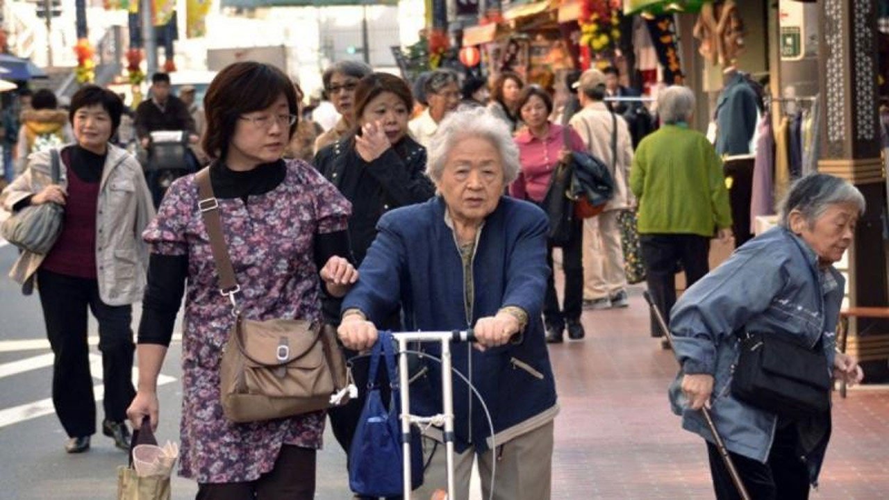 Japonya yaşlanıyor! 2045 senaryosu korkuttu, oran yüzde 36,3’e çıkacak