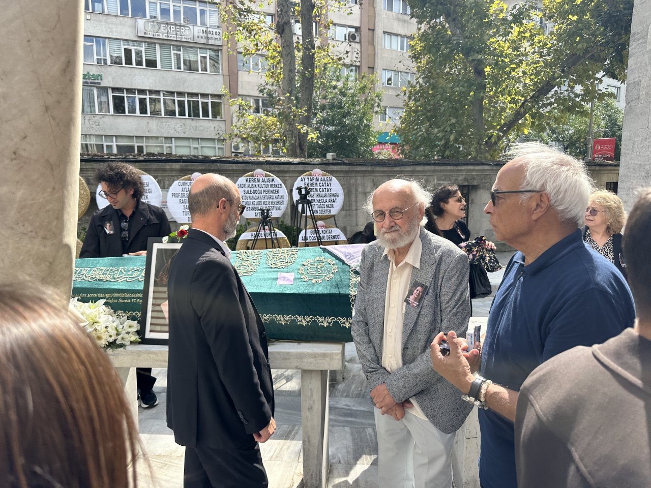 Oyuncu Gülsen Tuncere son veda! Acılı eşinden yürek burkan veda: Hayatımın kaybı