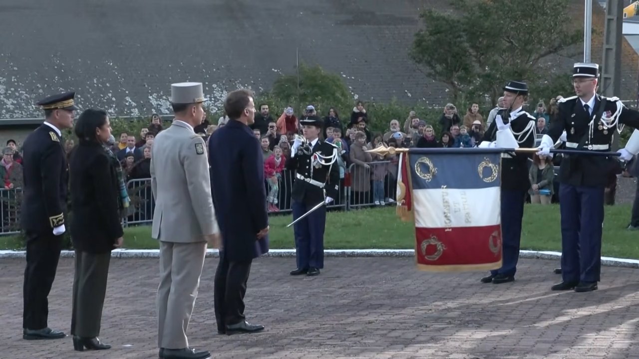 Trump'ın haritasına Macron'dan olay cevap! "İnsanların tuhaf fikirleri var diye..."