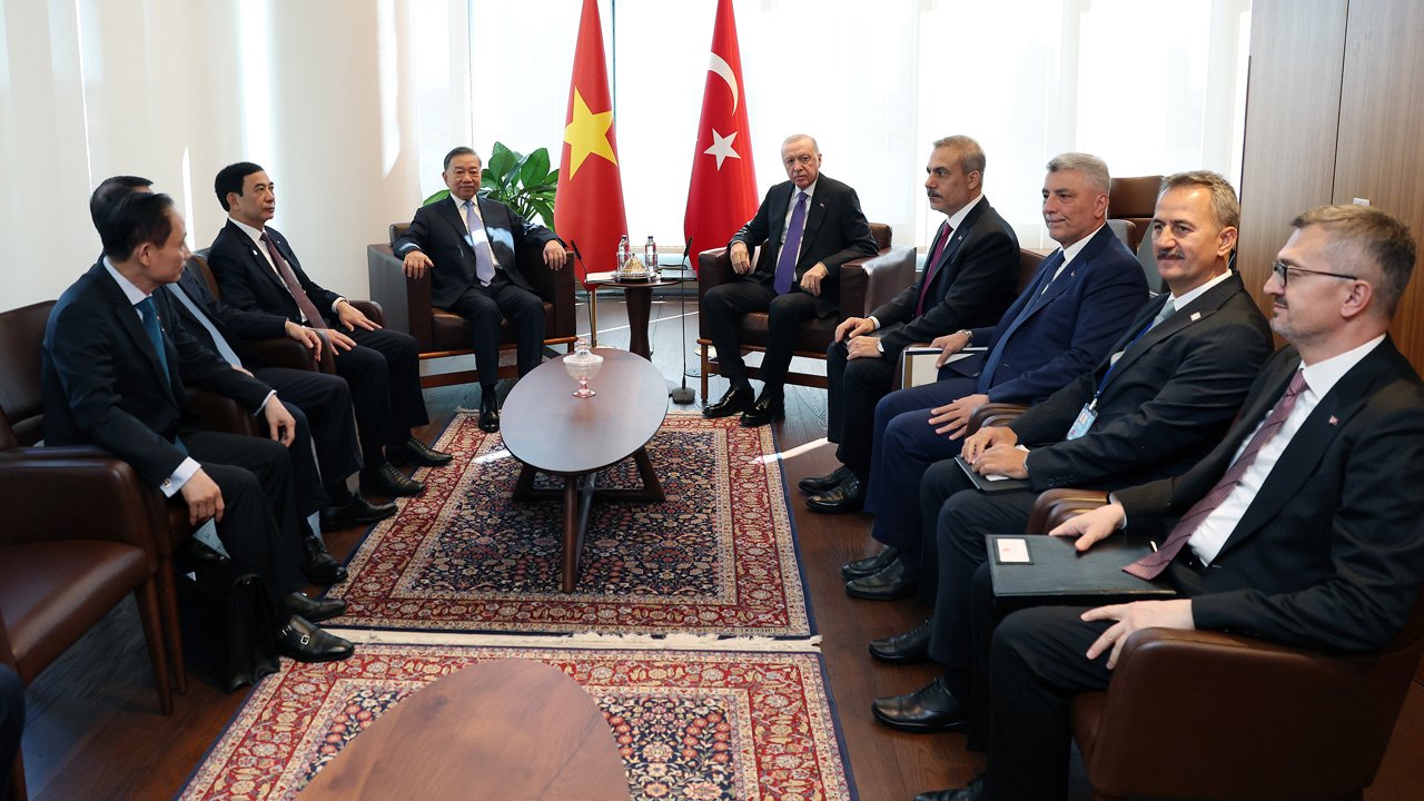Cumhurbaşkanı Erdoğan, Vietnam Devlet Başkanı To Lam ile görüştü