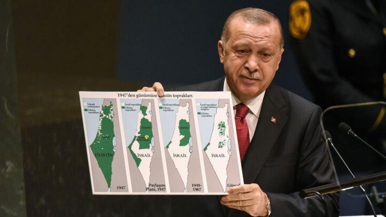 Erdoğan’ın, İsrail’in Filistin’i nasıl yuttuğunu harita ile gösterdiği konuşması dünyada gündem olmuştu.