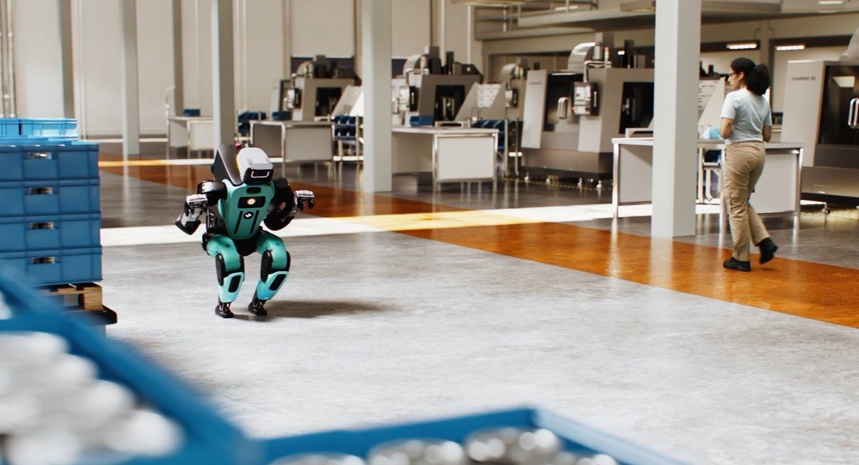 İnsan yaklaşınca irkilen robot tanıtıldı: Korku değil güvenlik sistemi