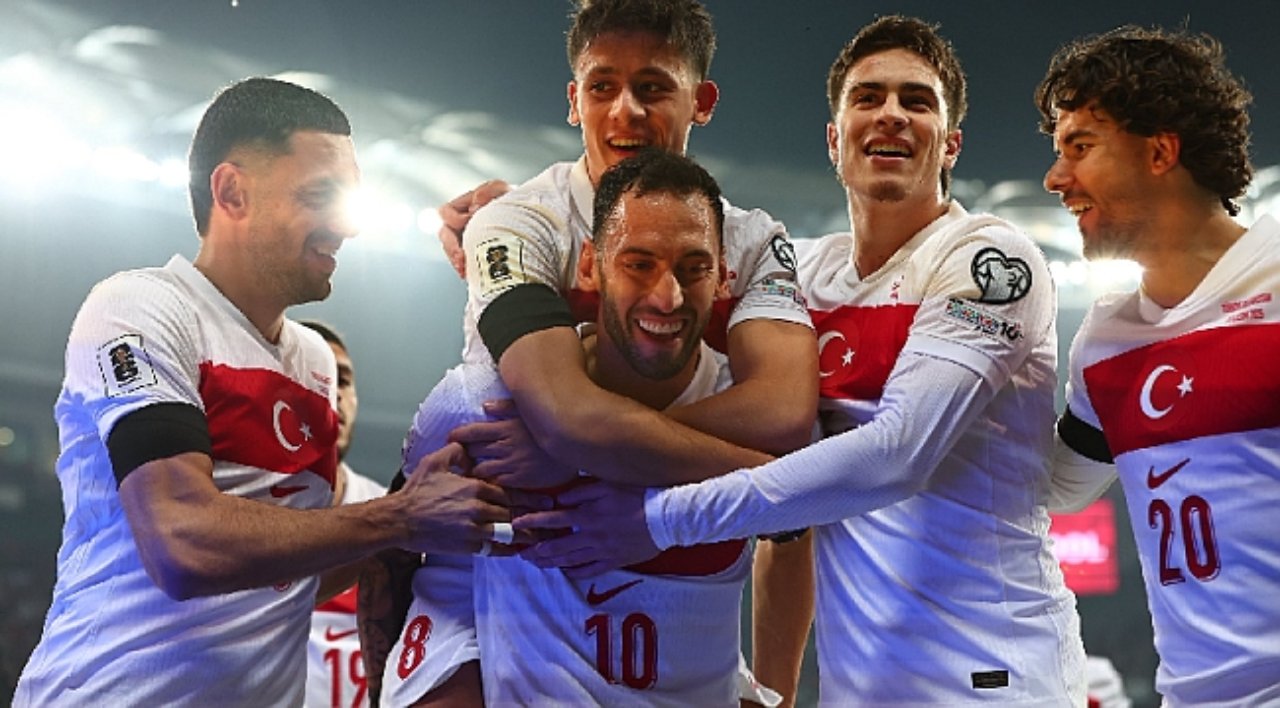 Türkiye Fransa maçı nerede oynanacak, kadroda kimler var? Milli maç biletleri tükendi!