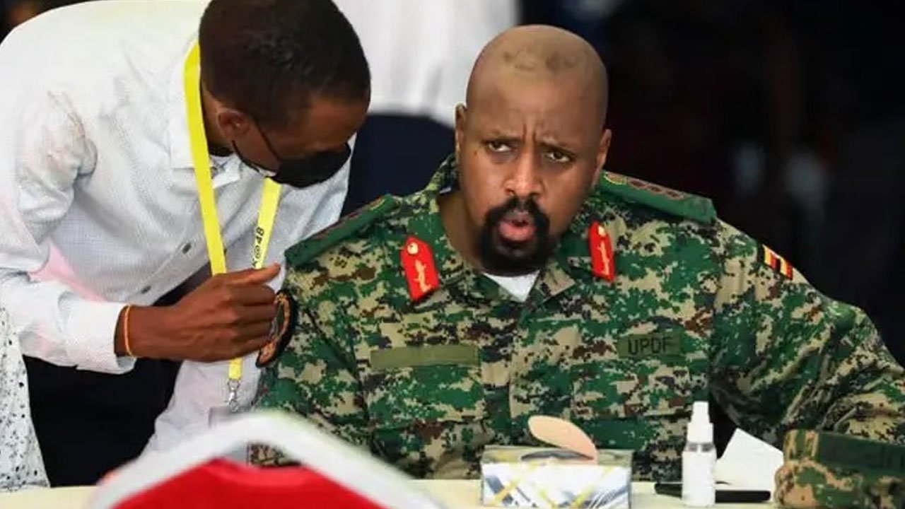Ugandalı yine coştu! Tuhaf generalden Türkiye’ye saldırı