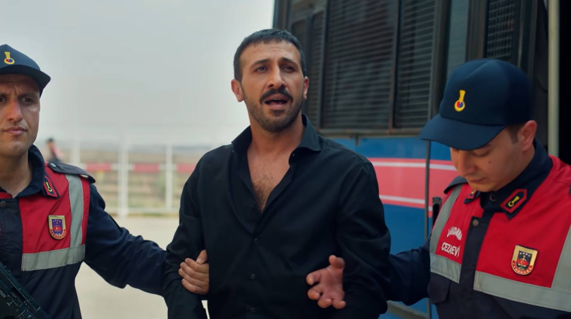 Uzak Şehir Ateş kimdir, Ersin Arıcı hangi dizilerde oynadı?