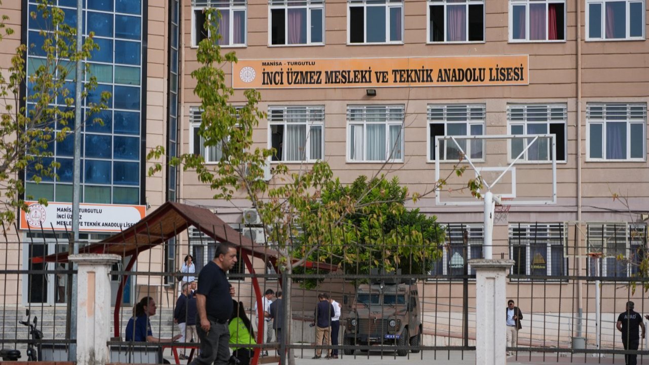 23 Eylül yarın okullar tatil mi? Manisa okul saldırısı sonrası gündemde!