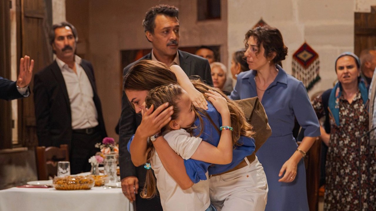 Anne Yarısı oyuncu kadrosu! İşte karakterler ve oyuncular