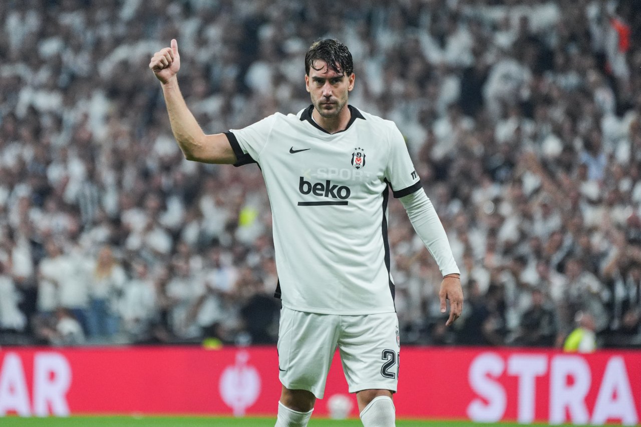 Dusan Vlahovic, Beşiktaş'ta çıktığı 7 karşılaşmada 5 gol attı.