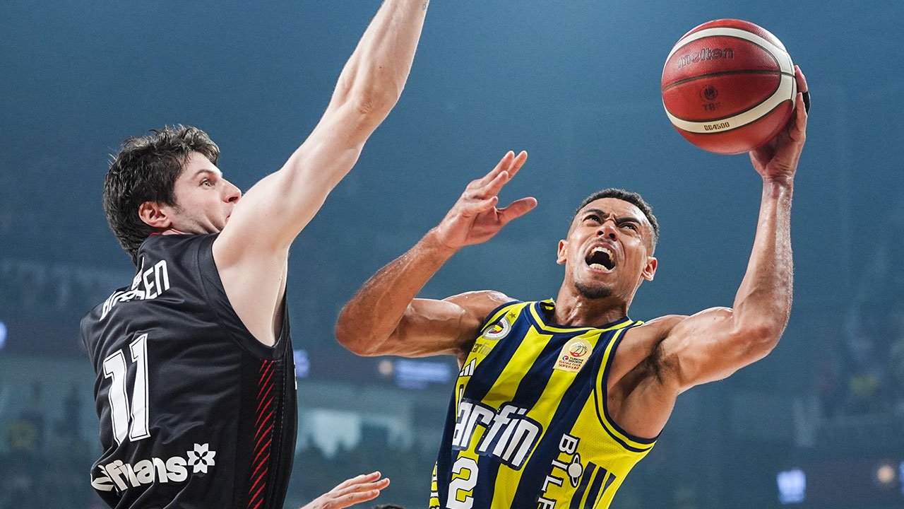 Fenerbahçe Beşiktaş'ı devirdi, 9. kez Cumhurbaşkanlığı Kupası'na uzandı!