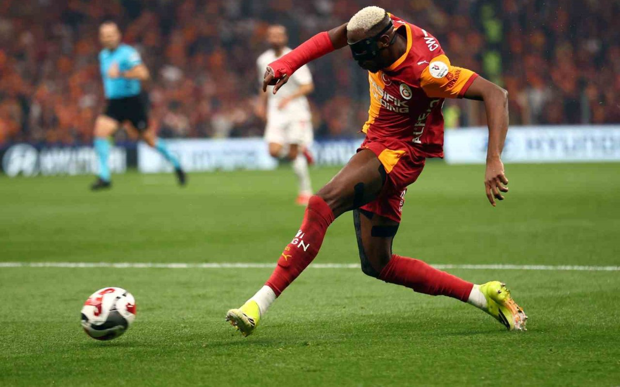 Galatasaray, Victor Osimhen'in yokluğunda sadece Kocaelispor'u 1-0 yendi.