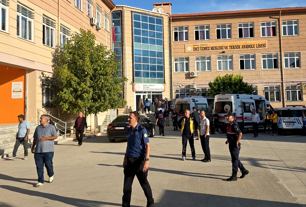 Manisa'da okullar tatil mi? Manisa okul saldırısı son dakika açıklaması valilikten geldi