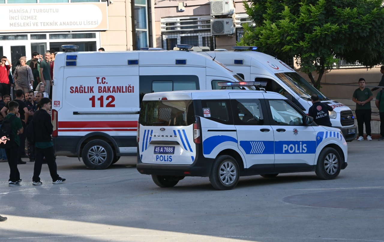 Manisada okullar tatil mi? Manisa okul saldırısı son dakika açıklaması valilikten geldi
