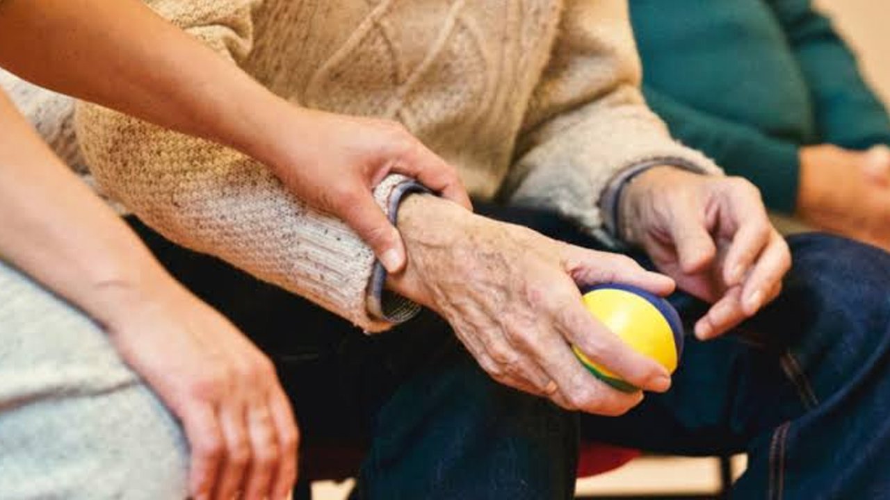 Nüfus yaşlanıyor, alzheimer artıyor! Belirtiler ortaya çıkmadan önce de ilerliyor