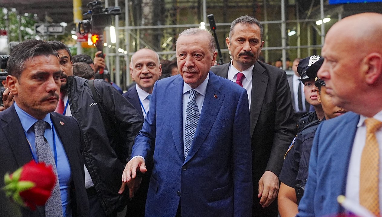 Erdoğan ABD'de! Türkevi'nde diplomasi trafiği başladı