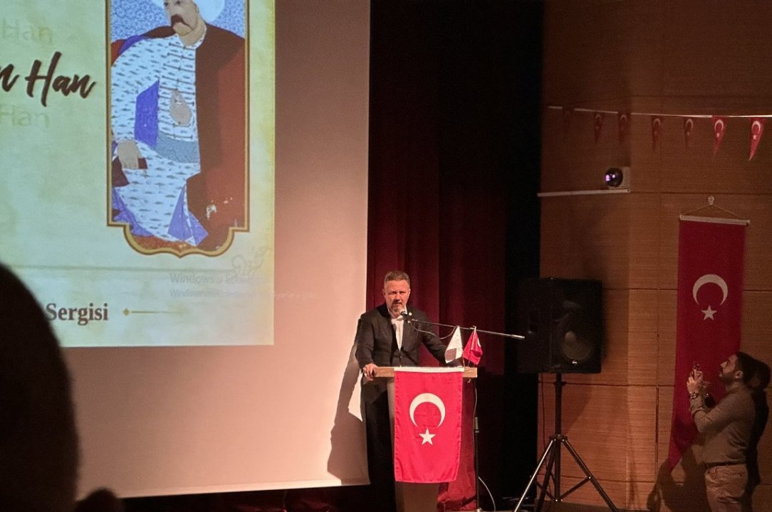 AK Parti Tekirdağ Milletvekili Mestan Özcan, programda yaptığı konuşmada, Yavuz Sultan Selim'i rahmetle andıklarını söyledi.