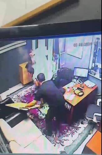 Artvinde yürekleri ağza getiren olay! Çocuğu ölümden kurtardı, o anlar kamerada