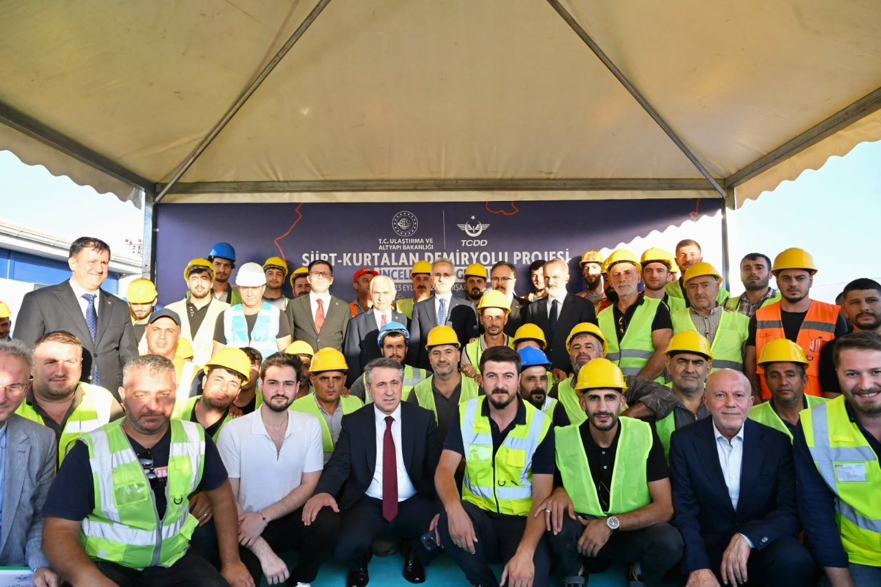 Bakan Uraloğlu duyurdu! Dev projede kritik eşik aşıldı, Siirt’in ulaşımı değişecek