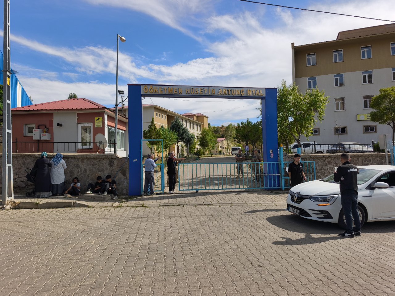 Bingöl’de lisede asansör kazası! Bir öğrenci yaralandı, adli ve idari inceleme başlatıldı